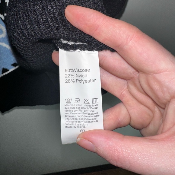 Cute Kawaii Cartoon Dinosaur Print Long Sleeve Loose Knitted Cardigan w Buttons - Picture 6 of 11